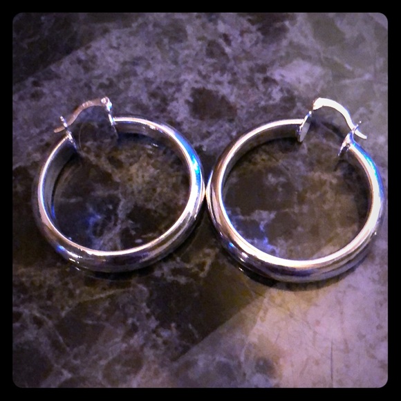 Jewelry - NEW! STERLING SILVER CHUNKY HOOP EARRINGS 1-1/4”
